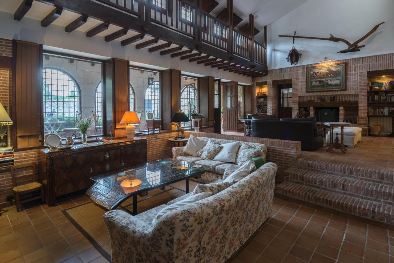 Molino De La Vega Hotel Arcos de la Llana ภายนอก รูปภาพ